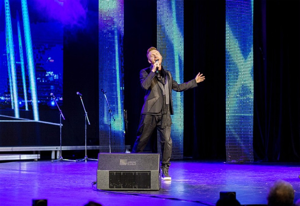 Все началось с судьбоносной песни 'Золотая рыбка' Все началось с судьбоносной песни 'Золотая рыбка'