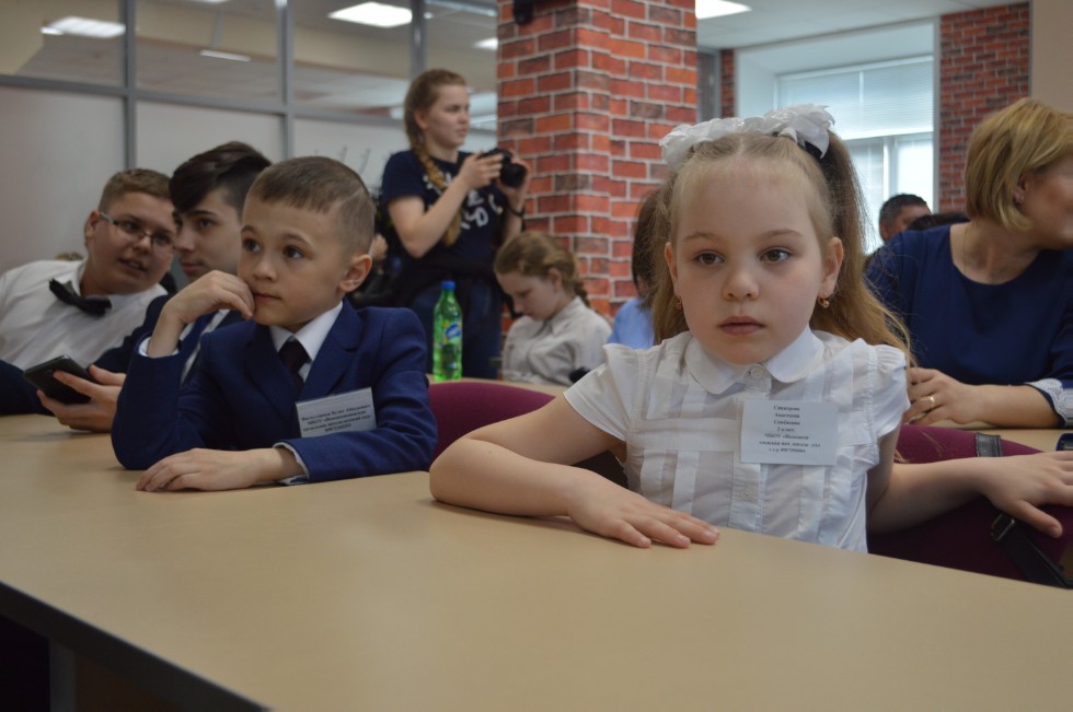 ����� ��������� ���� ������������� 