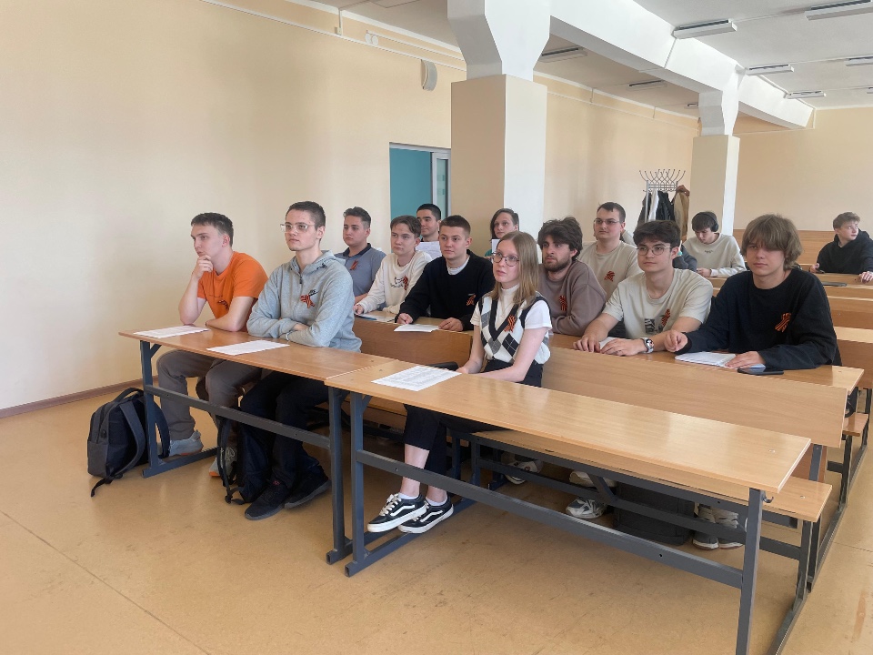 В ИИРСИ КФУ проводится масштабный цикл патриотических мероприятий к 80-летию Великой Победы В ИИРСИ КФУ проводится масштабный цикл патриотических мероприятий к 80-летию Великой Победы