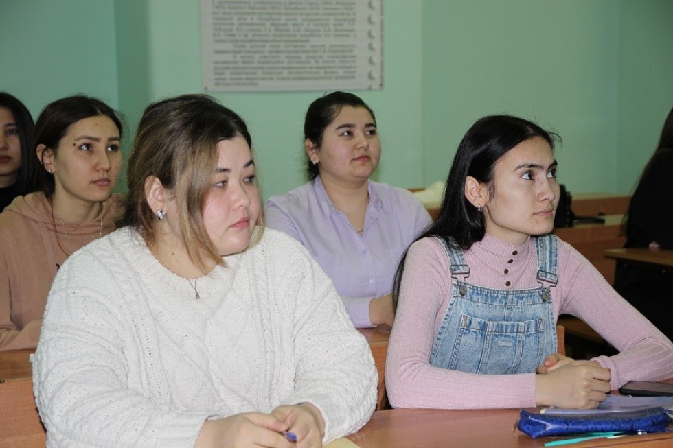 ������� ������: ������������ � �������