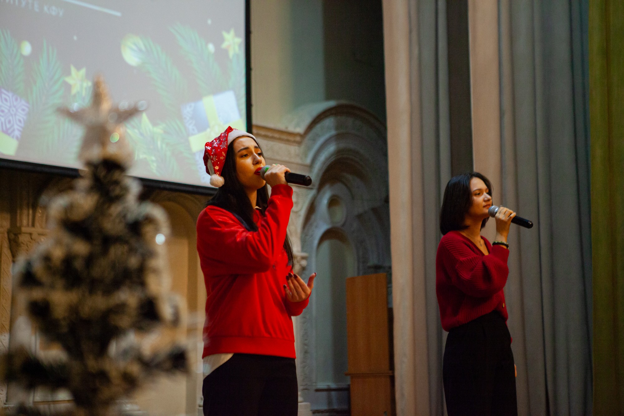 В Елабужском институте КФУ наградили лучших студентов года В Елабужском институте КФУ наградили лучших студентов года