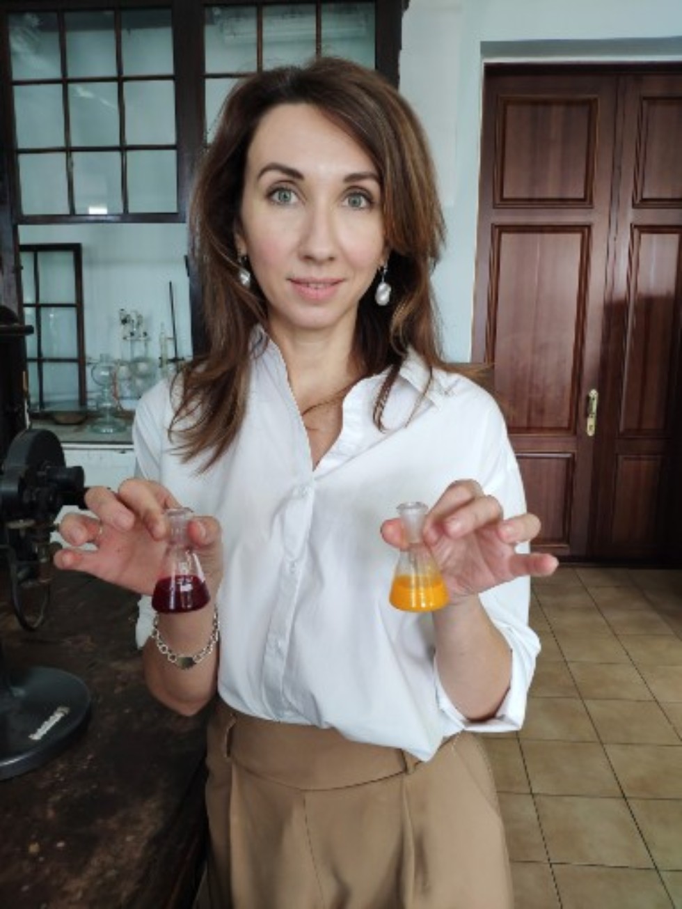 Людмила Якимова: 'Для ученого наука - это его жизнь' Людмила Якимова: 'Для ученого наука - это его жизнь'