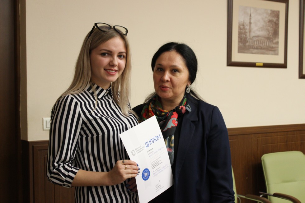 235 �����������