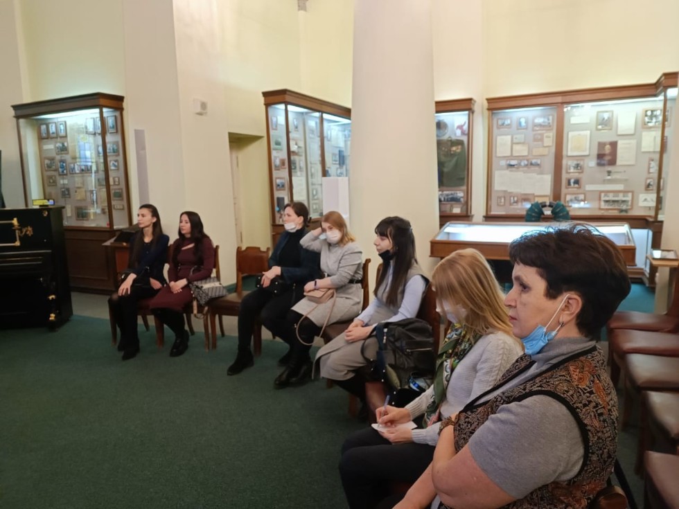 На круглом столе обсудили роль воспитания молодого поколения и концепцию создания университетского театра ,Светлана Сагитова, Лига женщин КФУ