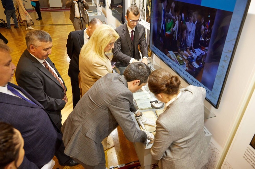 � ������� �� ��������� �������� � ����� 1100-����� �������� ������ �������� ���������