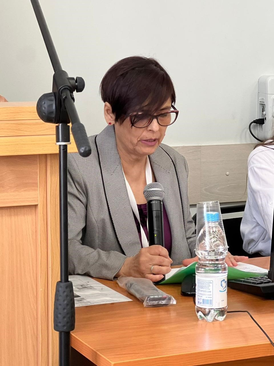 Российско-китайский симпозиум 'Развитие мультилингвальной личности: проблемы и пути их решения' Российско-китайский симпозиум 'Развитие мультилингвальной личности: проблемы и пути их решения'