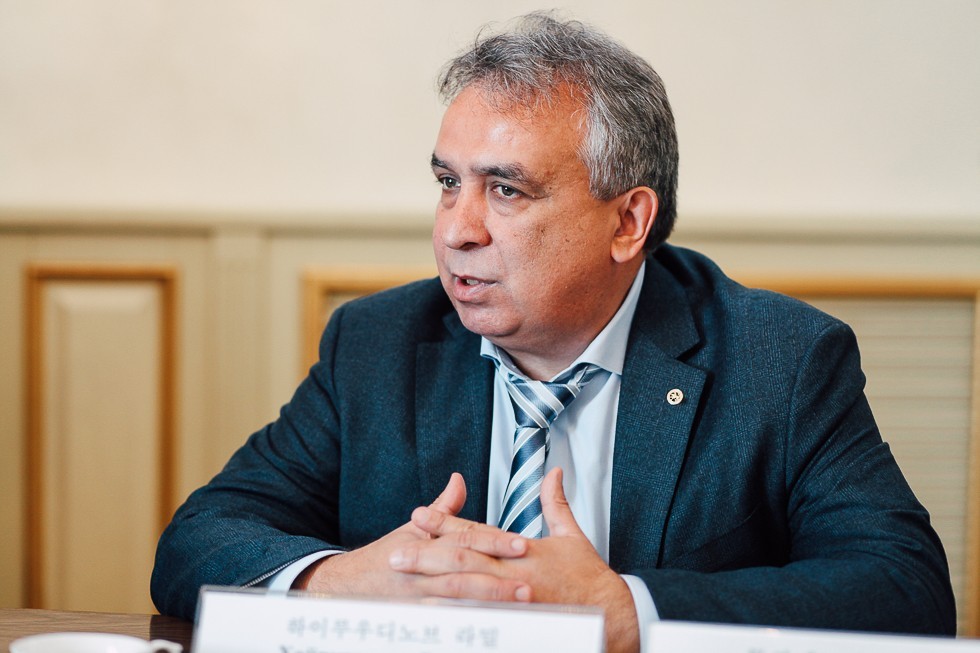 В ИМО торжественно открыли X Семинар по корееведению(фоторепортаж) В ИМО торжественно открыли X Семинар по корееведению(фоторепортаж)