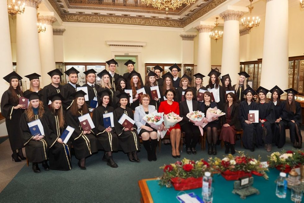 AWARD OF DIPLOMAS TO GRADUATES OF MASTER'S PROGRAMS AWARD OF DIPLOMAS TO GRADUATES OF MASTER'S PROGRAMS