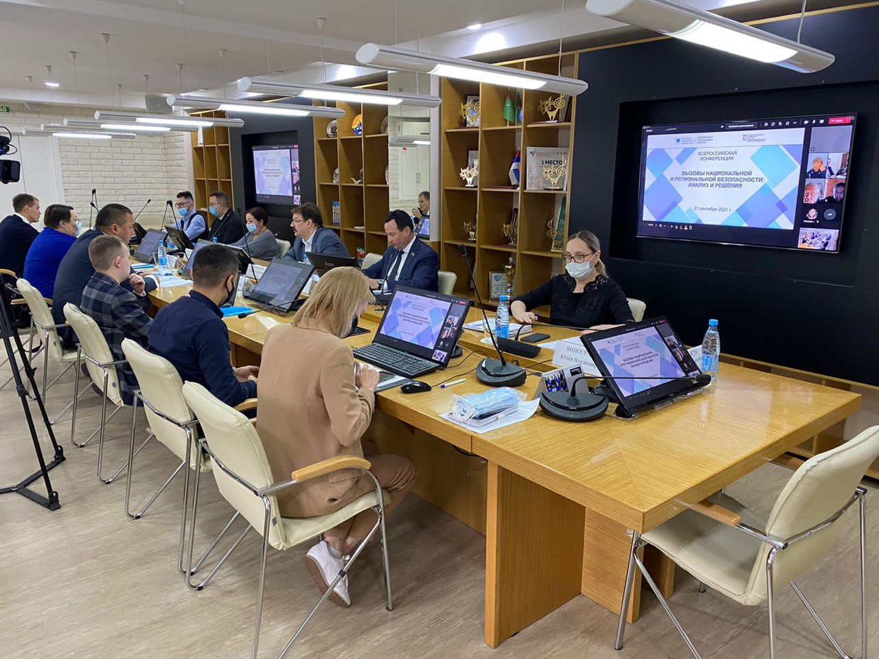 В Казанском федеральном университете прошли мероприятия, приуроченные к Международному Дню мира В Казанском федеральном университете прошли мероприятия, приуроченные к Международному Дню мира