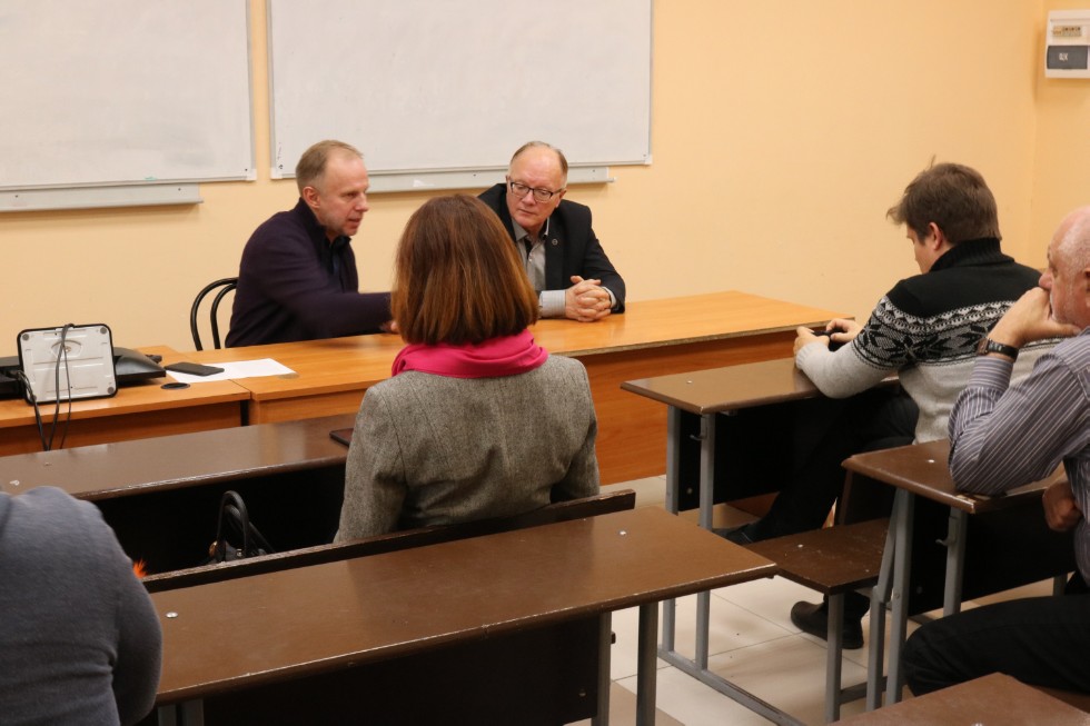 � ������ � ���� - ������ �����, �������� ������ ���������������� � �������������� ������������ � ����������, ���������� �������� ��������� ��������� � ��������������� ������ ��� ���������� ��