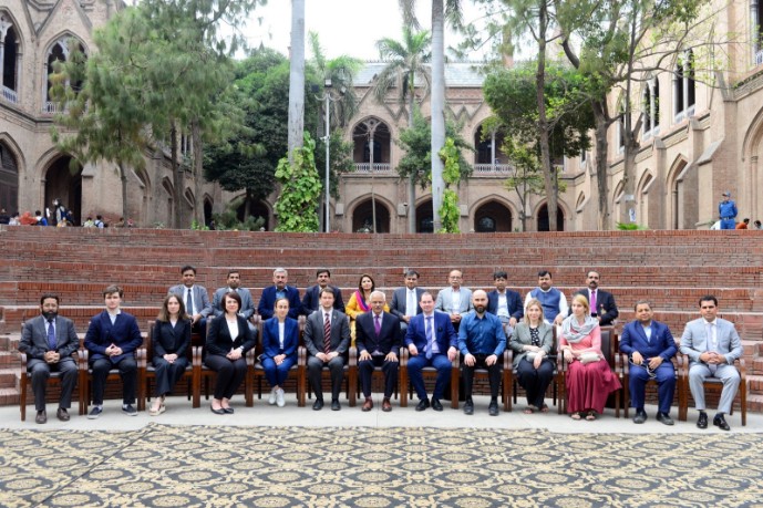 ������ ��������� ������������� ��������� ��� ������ ������� � ���������� ��������������� �������� � ���������