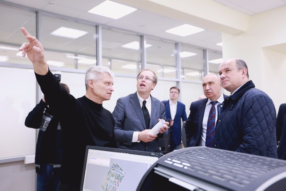Dean of Sberbank Corporate University and Project 5-100 Expert Valery Katkalo Visited Kazan University