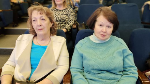 Откуда взялись татары: для студентов серебряного возраста состоялась лекция историка-генеаолога Искандера Гильманова Откуда взялись татары: для студентов серебряного возраста состоялась лекция историка-генеаолога Искандера Гильманова