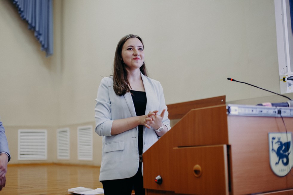 Состоялось торжественное вручение дипломов выпускникам бакалавриата по направлению Состоялось торжественное вручение дипломов выпускникам бакалавриата по направлению