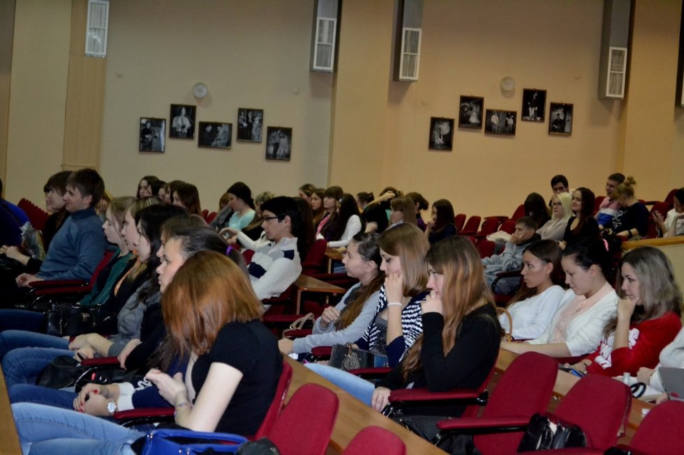 В гостях у 'Президент-клуба' Набережночелнинского института КФУ генеральный директор АО 'Челны-водоканал' Уел Хусаинов В гостях у 'Президент-клуба' Набережночелнинского института КФУ генеральный директор АО 'Челны-водоканал' Уел Хусаинов