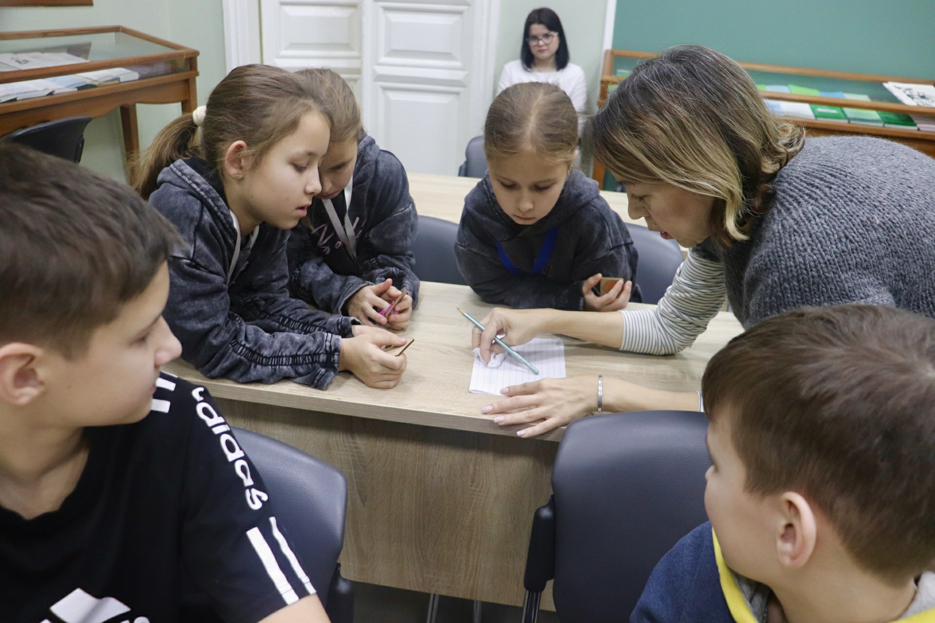 ���� ��������� �������� ����� � ������� ������������