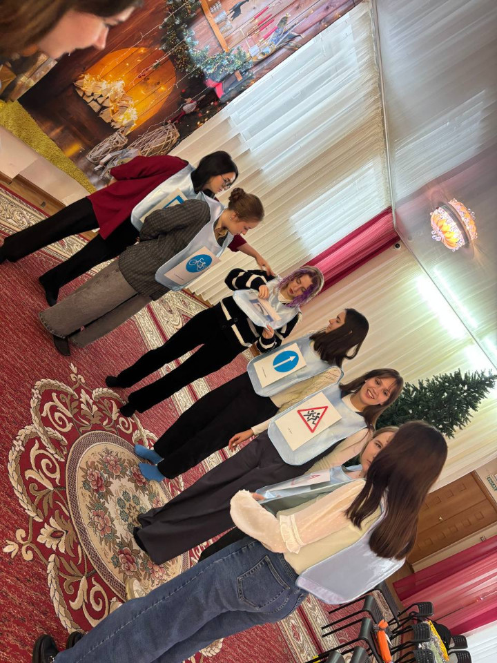 Студенты 17.1-319 группы на практическом занятии в МБДОУ № 311 г. Казани Студенты 17.1-319 группы на практическом занятии в МБДОУ № 311 г. Казани