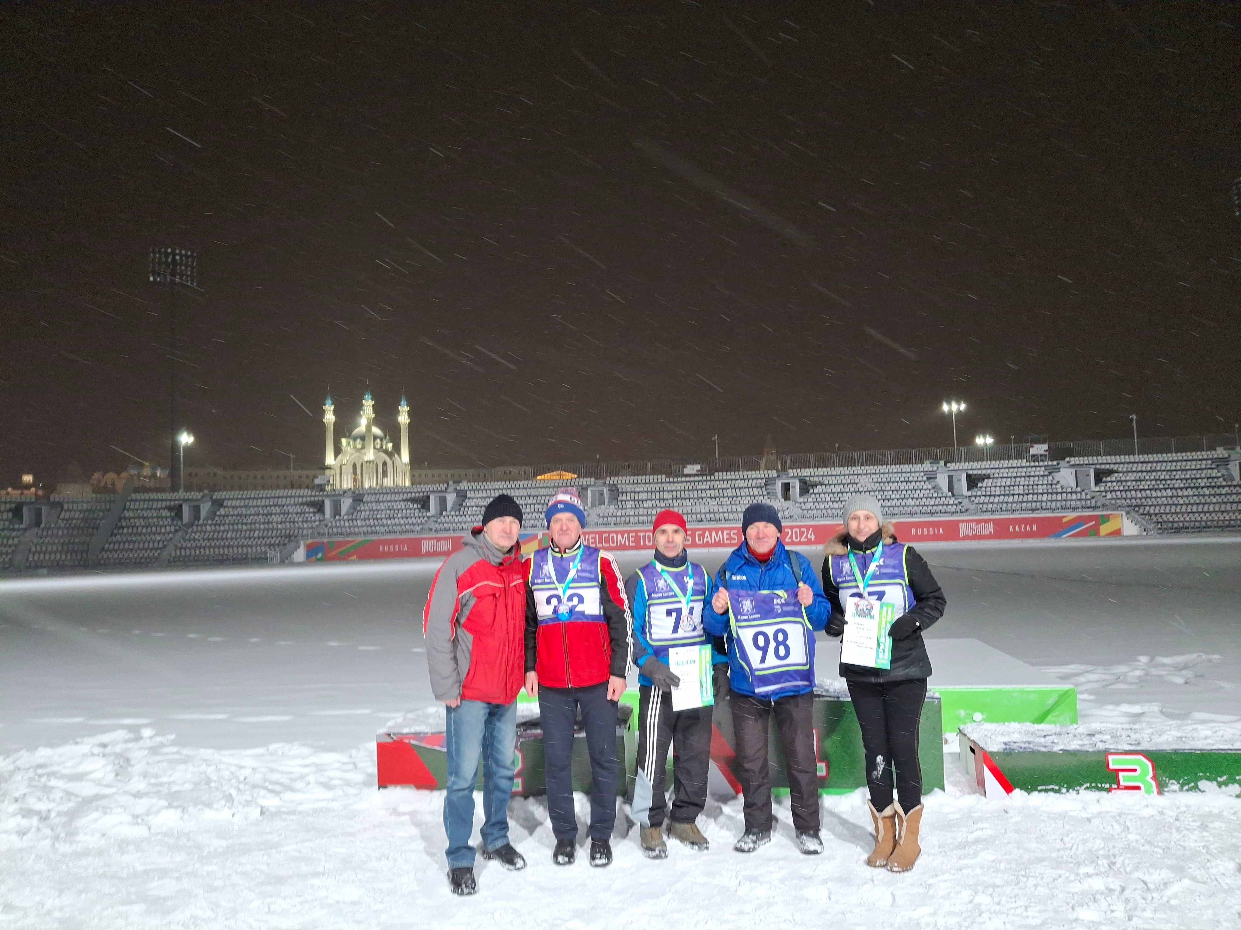 Команда ветеранов КФУ приняла активное участие в соревнованиях по лыжным гонкам Команда ветеранов КФУ приняла активное участие в соревнованиях по лыжным гонкам