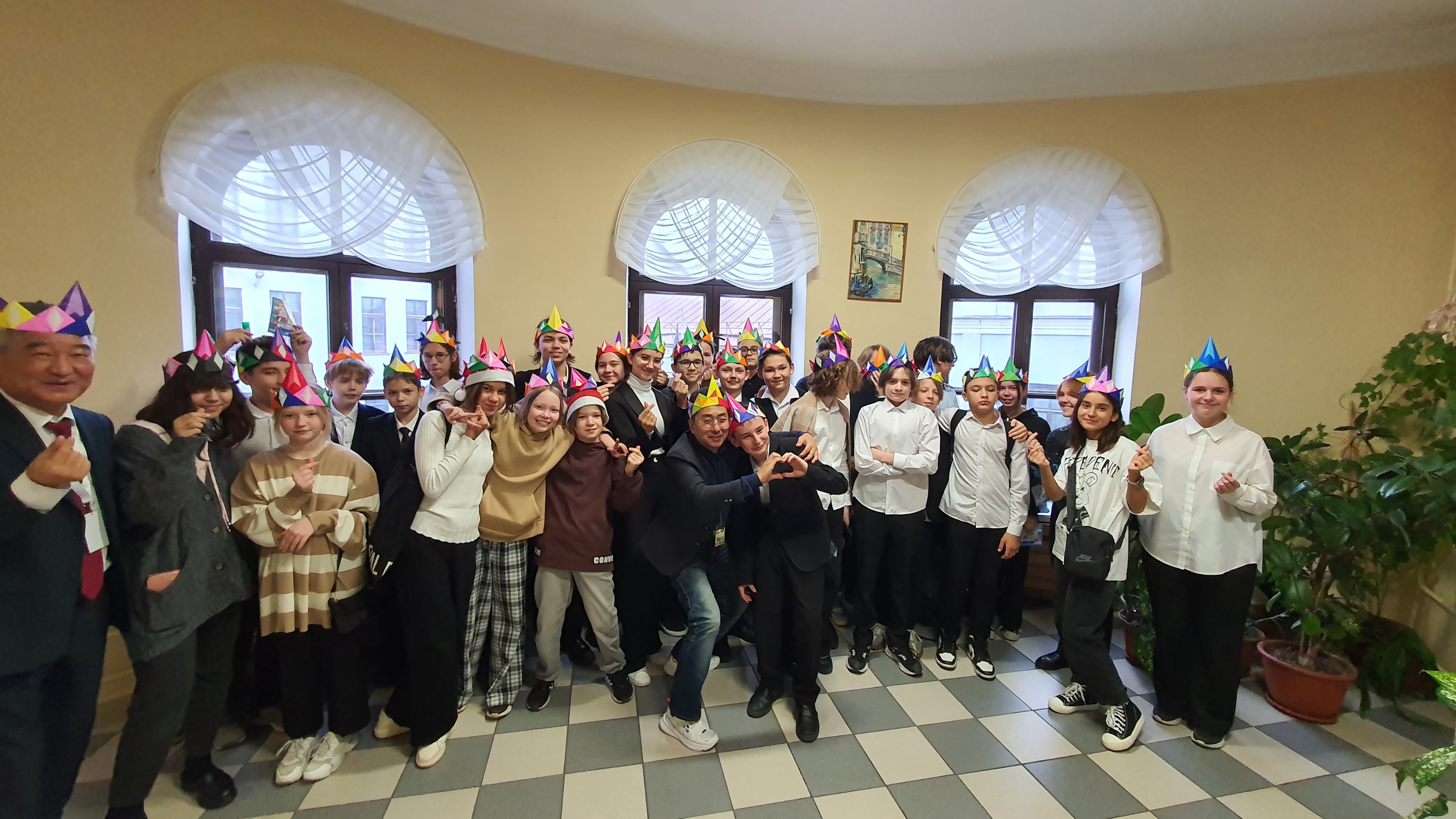 На базе КФУ прошли мастер-классы по корейскому искусству складывания бумаги - 'чоничопки' На базе КФУ прошли мастер-классы по корейскому искусству складывания бумаги - 'чоничопки'