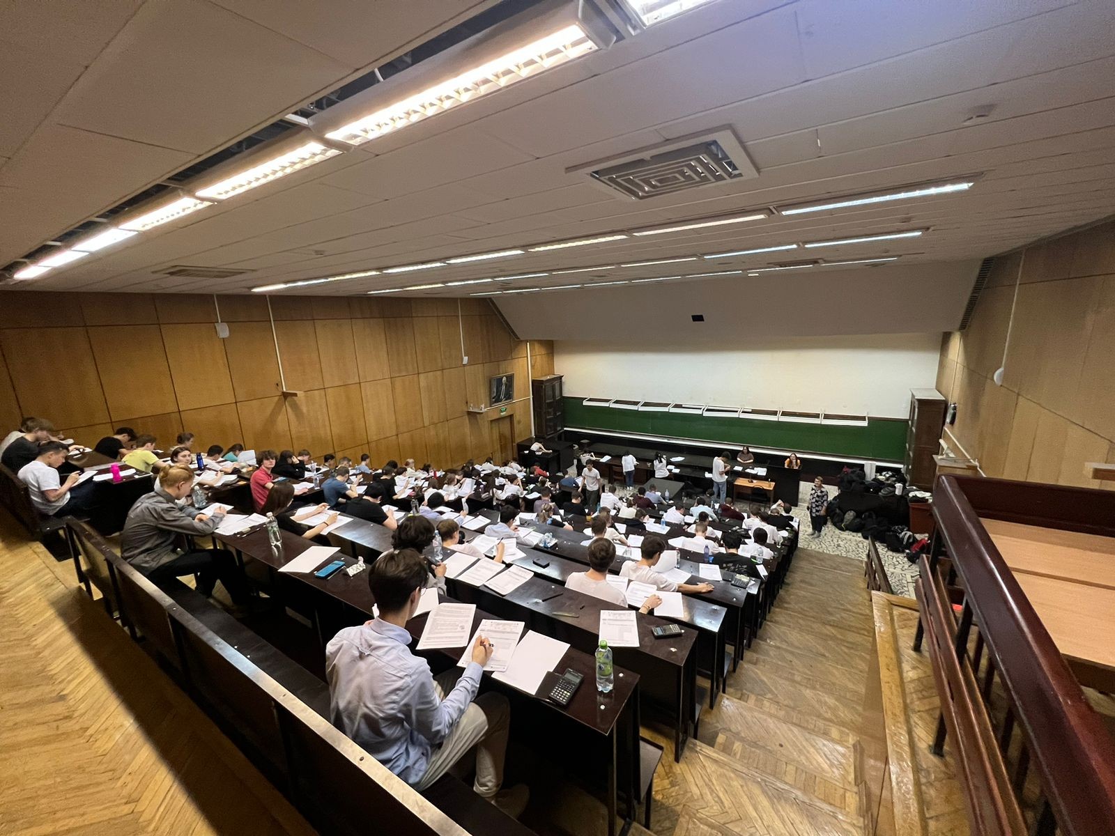 29 апреля в Институте физики прошел очередной пробный ОГЭ по физике!