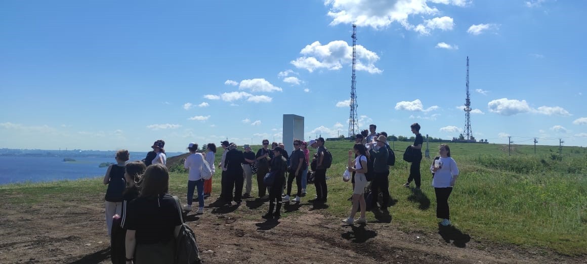 Старт учебной ознакомительной практики у студентов кафедры географии и картографии ИУЭФ КФУ Старт учебной ознакомительной практики у студентов кафедры географии и картографии ИУЭФ КФУ