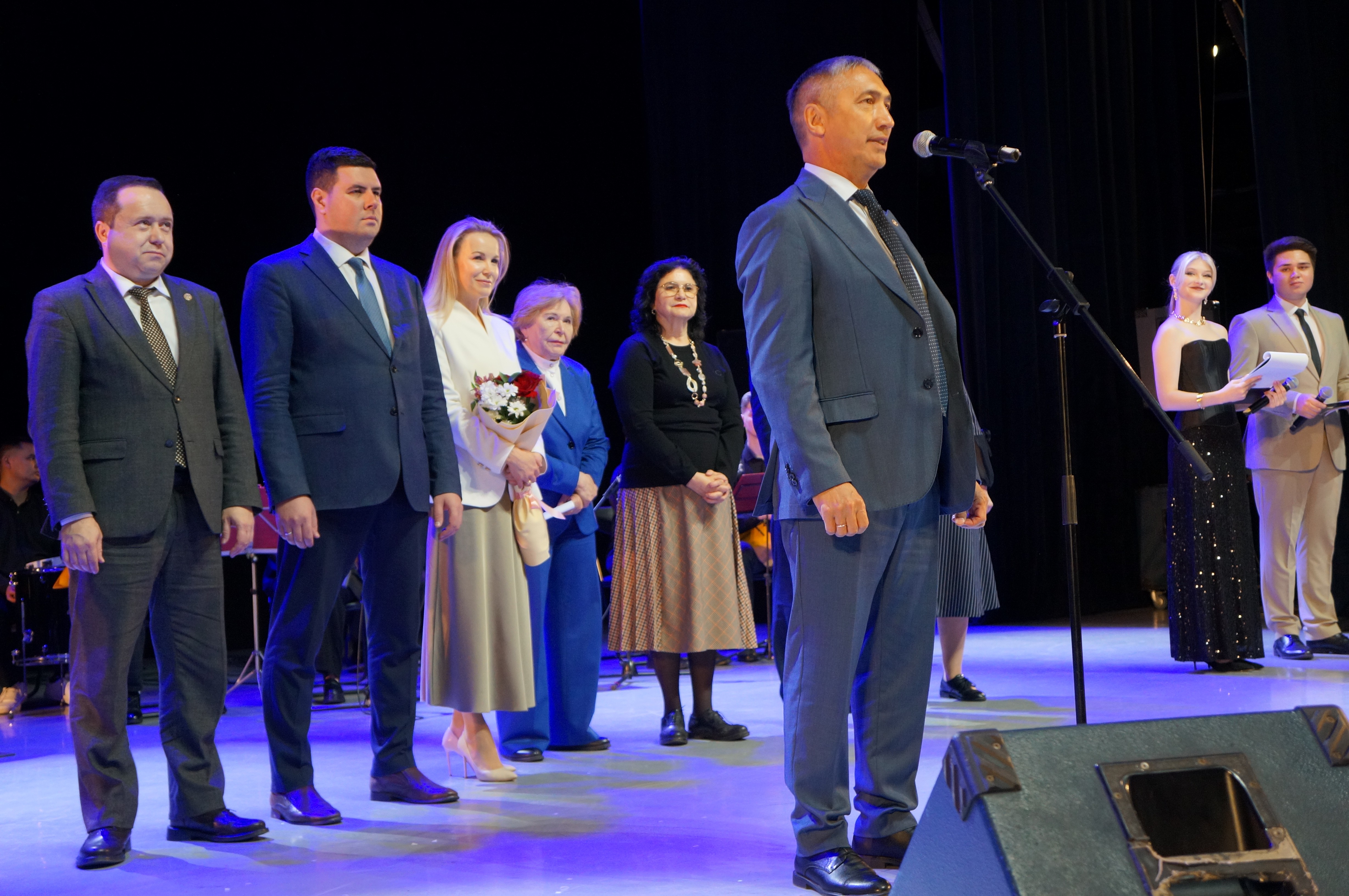 ���������� �����������, ��������� � ������� ������ � ��� ���� '����������� ��������' ,����������� �������� �������� ���