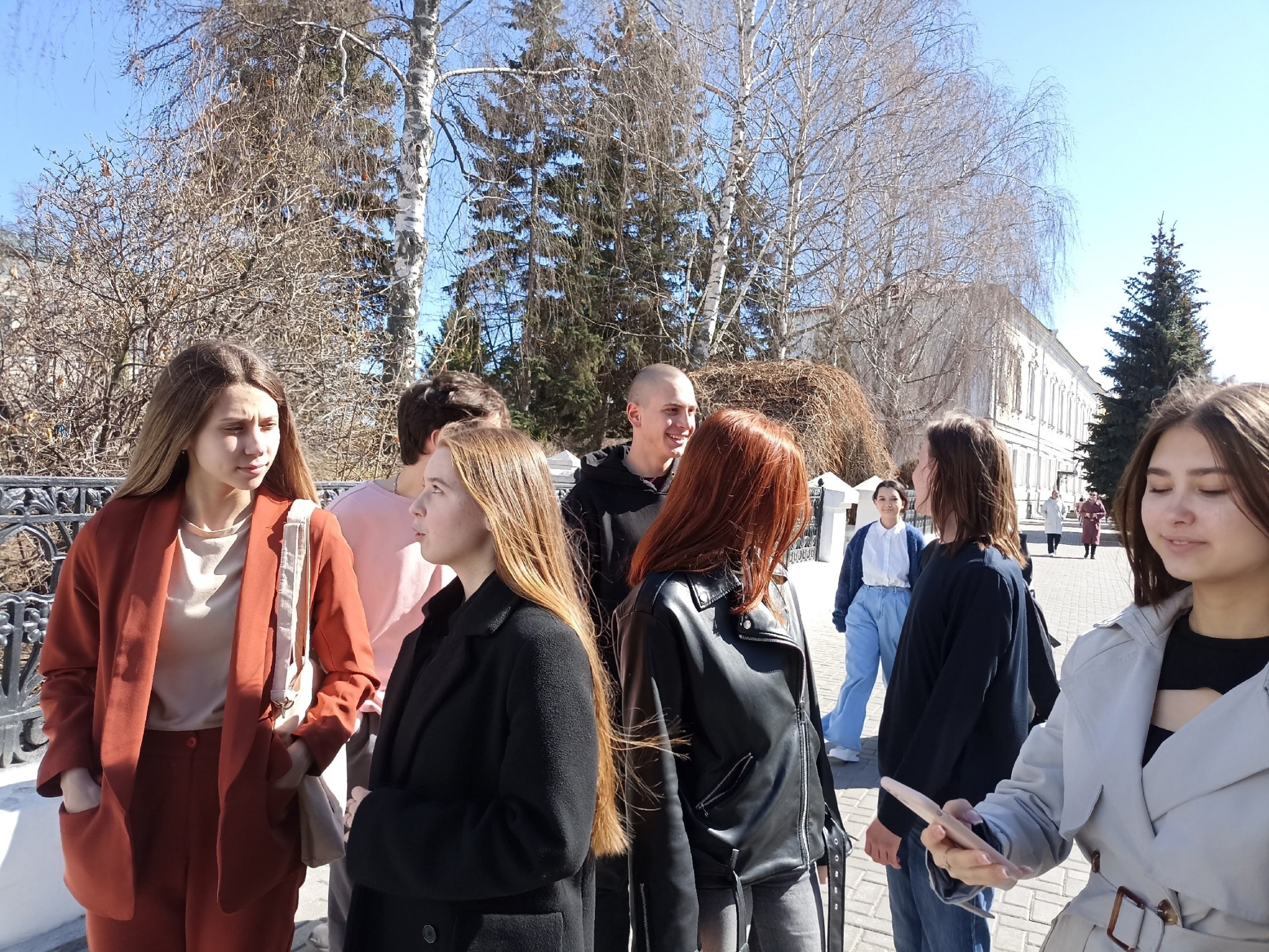 Студенты-теологи на экскурсии Студенты-теологи на экскурсии