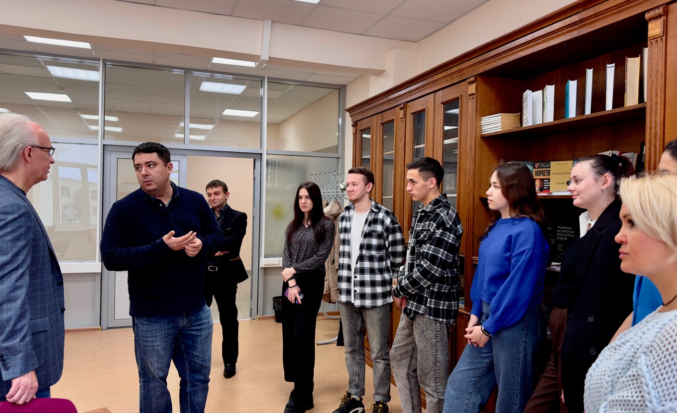 ����� ���������� �����: ����������� ������ � �����������