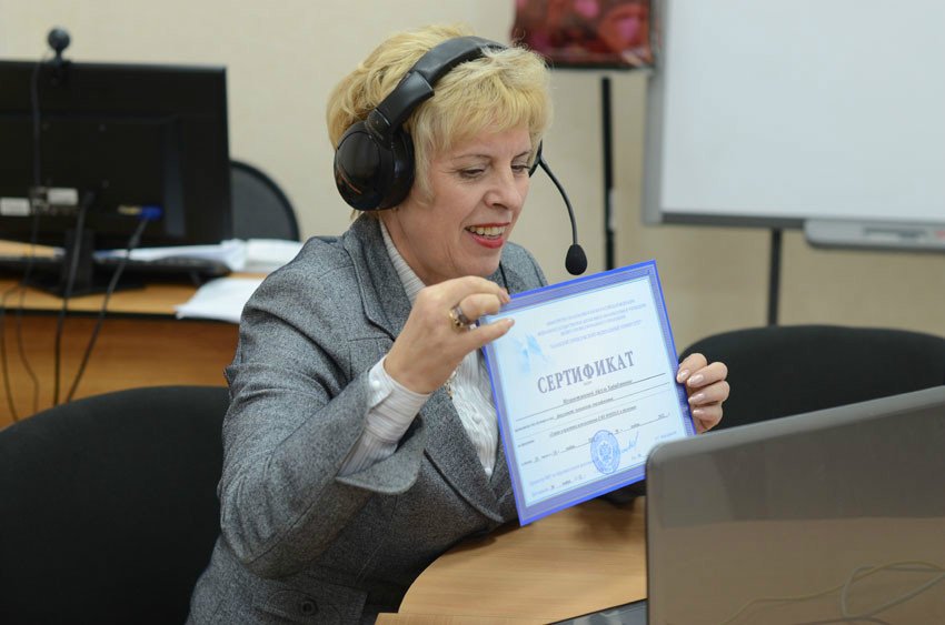 ����������� �������� ������������ ������ �������������� ������ � LMS MOODLE