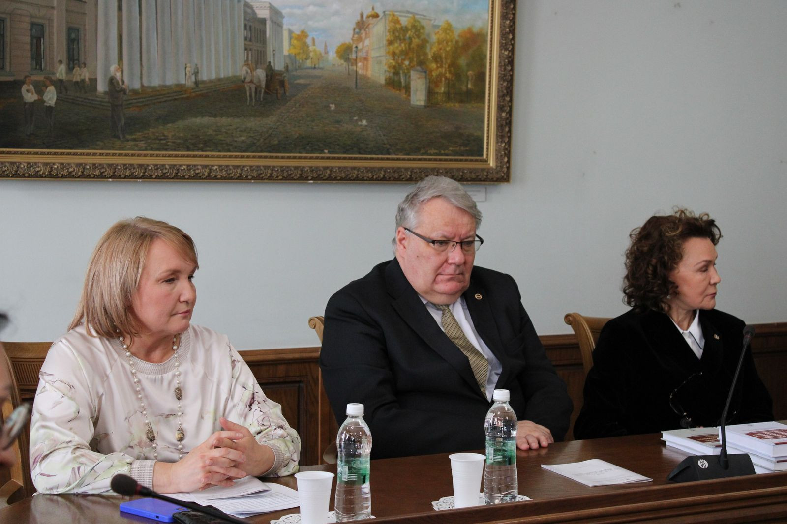 21 марта на Юридическом факультете Казанского (Приволжского) федерального университета состоялась международная научная конференция 'Правовые традиции и заимствования в развитии правовых систем'. 21 марта на Юридическом факультете Казанского (Приволжского) федерального университета состоялась международная научная конференция 'Правовые традиции и заимствования в развитии правовых систем'.