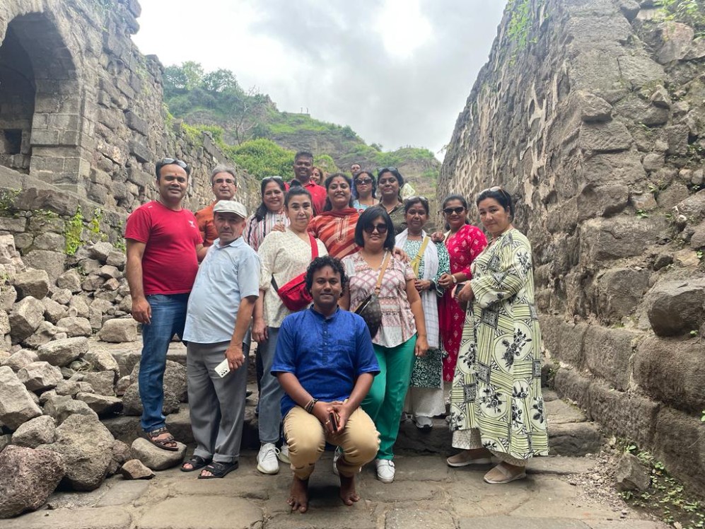 ����� �������� ����� ���������� ������������ �������������� � ��������� �������� � ������� ����� � �����������