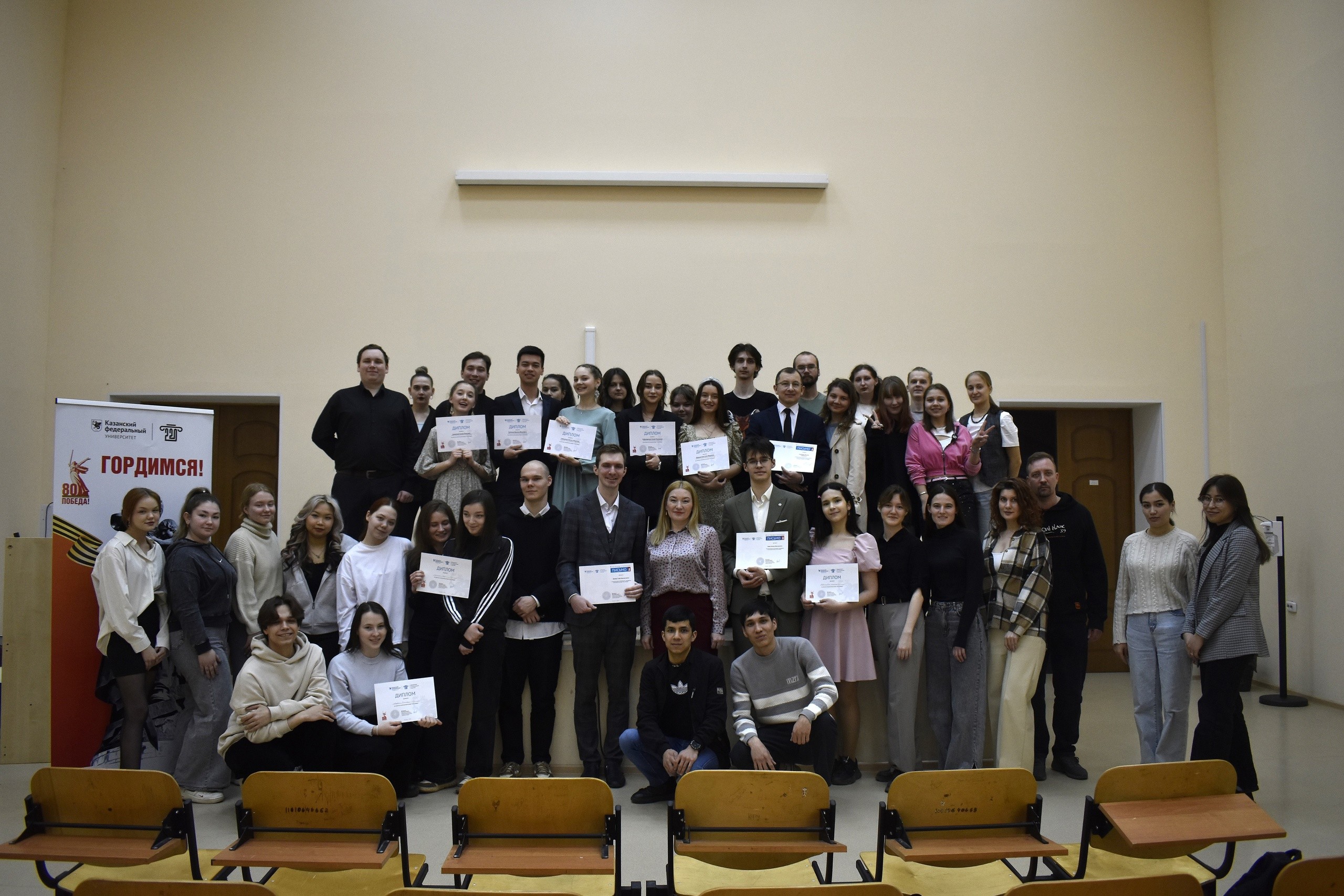 Поэтический вечер ко Дню победы Поэтический вечер ко Дню победы