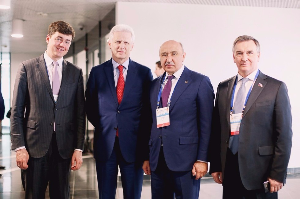 Rector Ilshat Gafurov Presented Kazan University's Innovative Activities at Russian Venture Forum