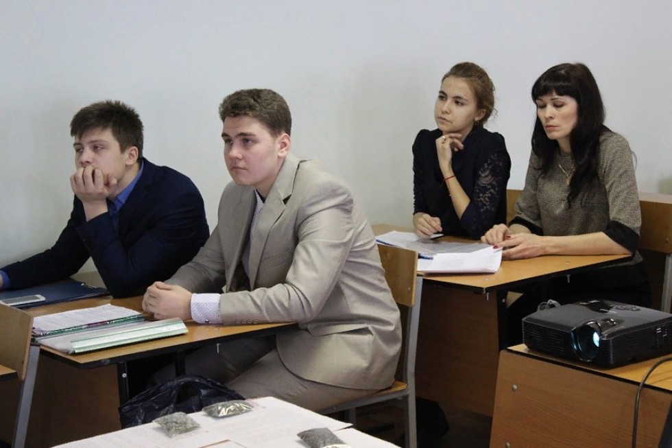 ����������� ������������� ��������� � �����