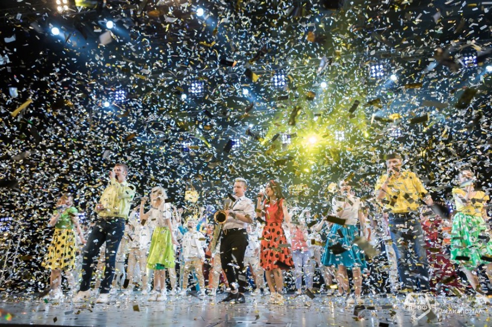 С каждой весной больше побед! С каждой весной больше побед!