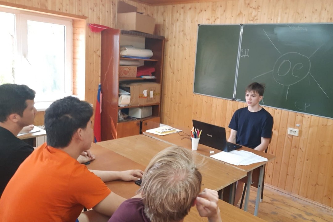 Профильная смена в СОЛ 'Буревестник' Профильная смена в СОЛ 'Буревестник'