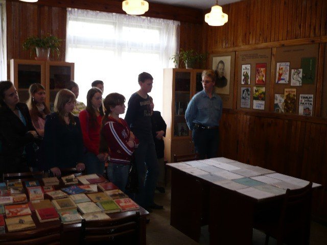 ����� �������� �93