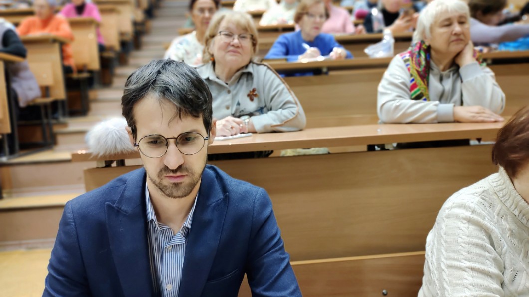 ��������� ��� ������������� � ������� 18 ���� ,����������� �������� �������� ���