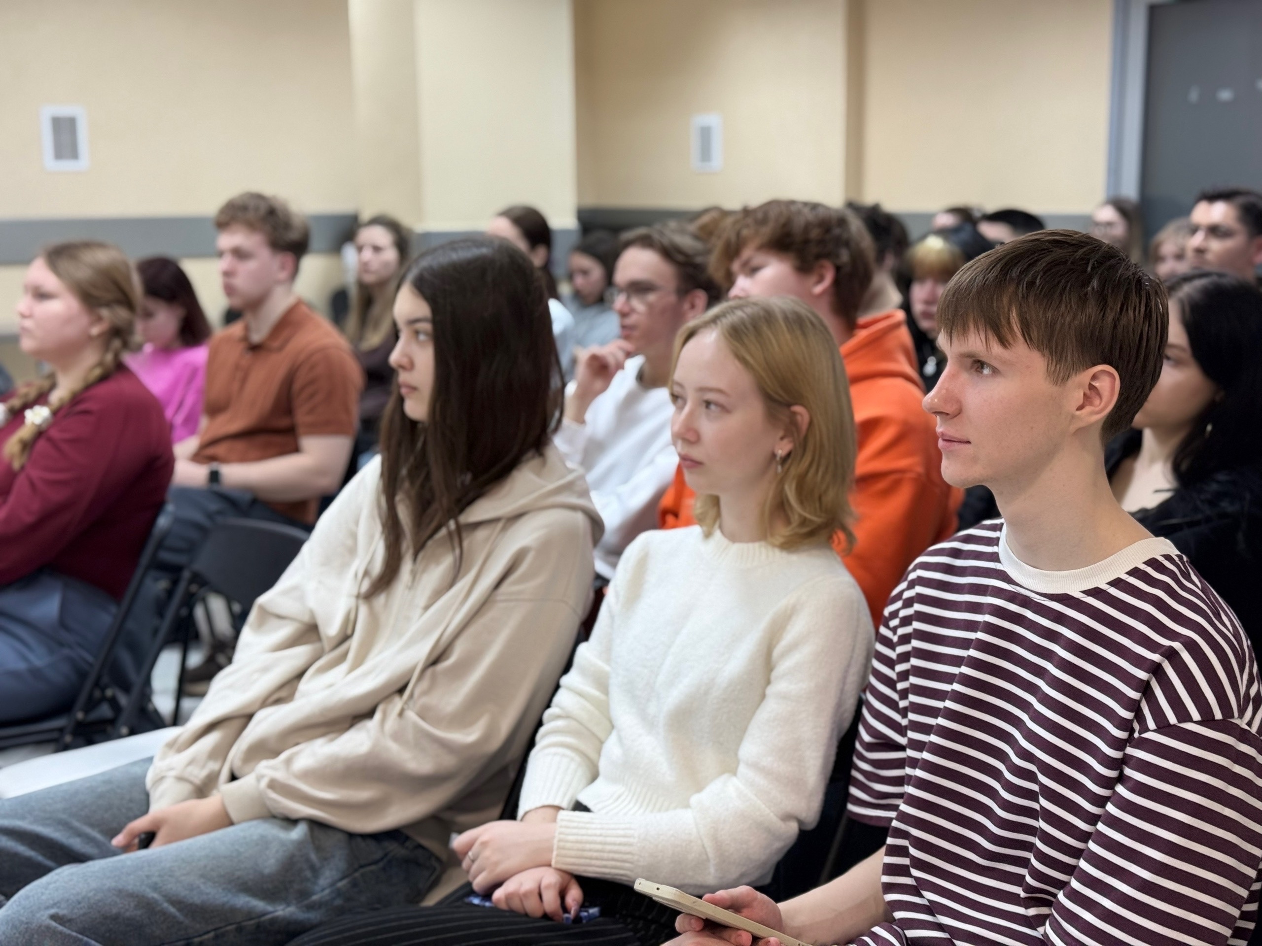 Старт возможностей: в Деревне Универсиады презентовали республиканский проект 'Кадровый резерв' Старт возможностей: в Деревне Универсиады презентовали республиканский проект 'Кадровый резерв'