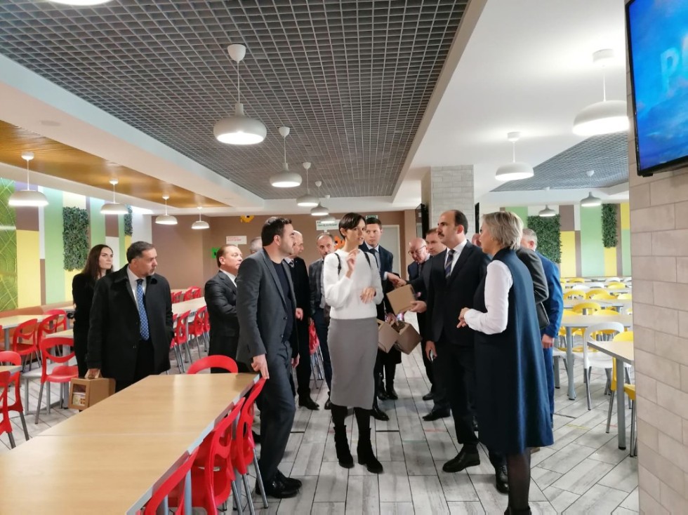 ����� �� ���� �����������, ��� ��� ����� ��-������� '������'?