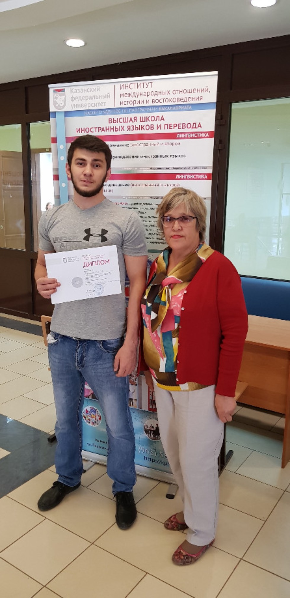 �������