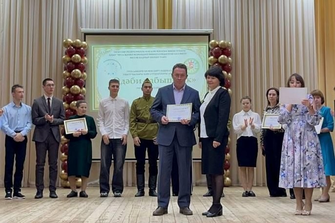 Доцент Елабужского института КФУ вошел в жюри республиканского литературного конкурса Доцент Елабужского института КФУ вошел в жюри республиканского литературного конкурса