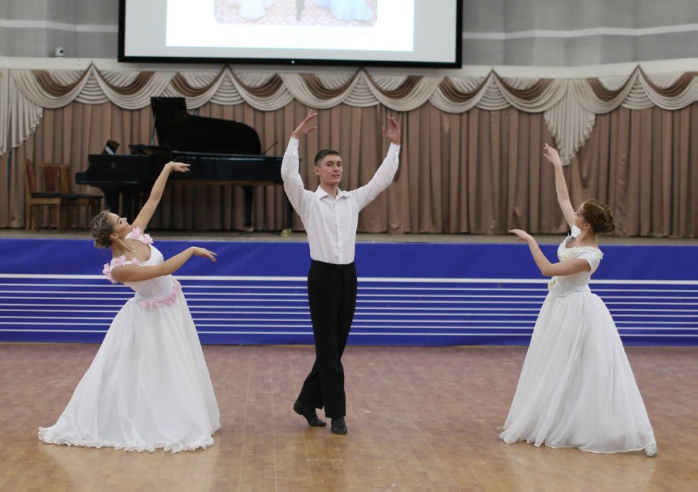 В преддверии Нового года? В преддверии Нового года?