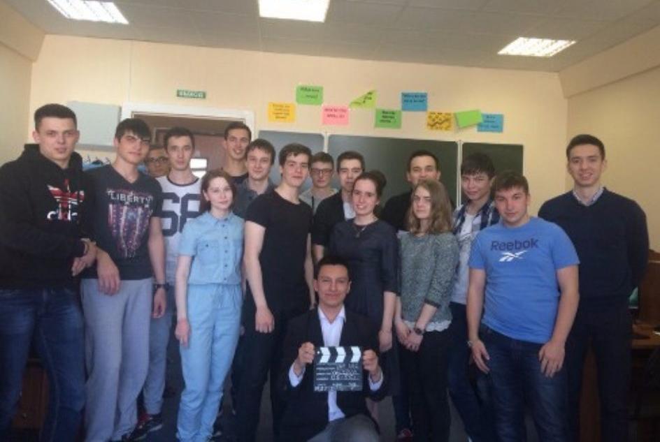 Students of the Institute of Physics immersed themselves in the atmosphere of the Great Patriotic War
