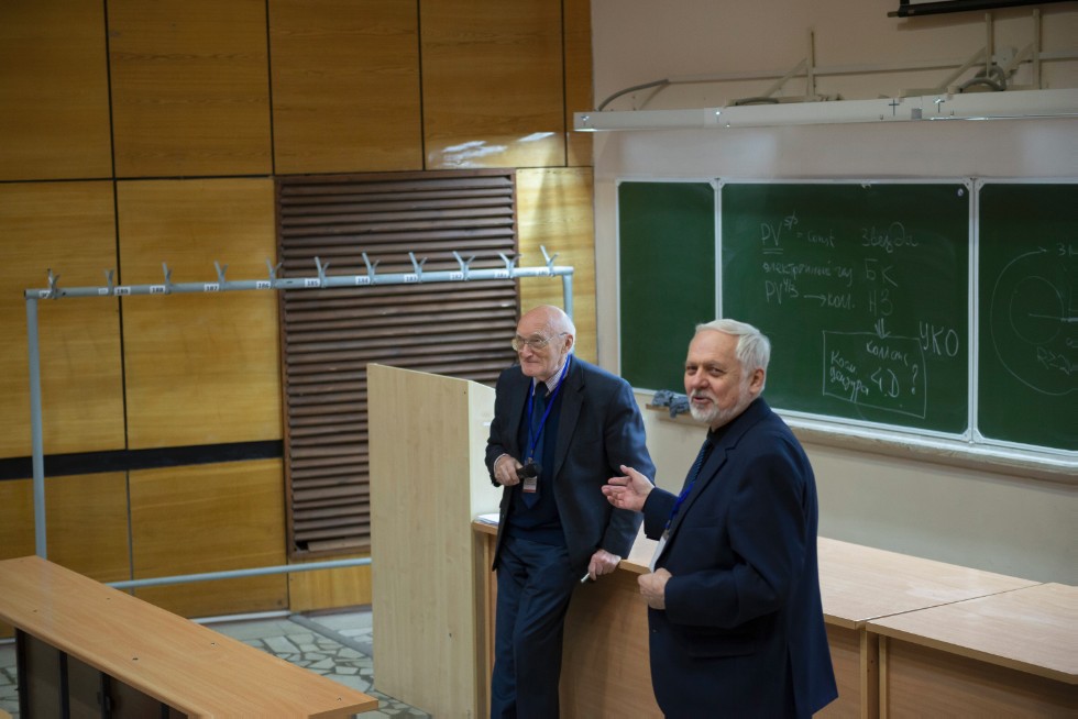 ������������� ������� GRACOS-18 � ����� KAZCAS-18