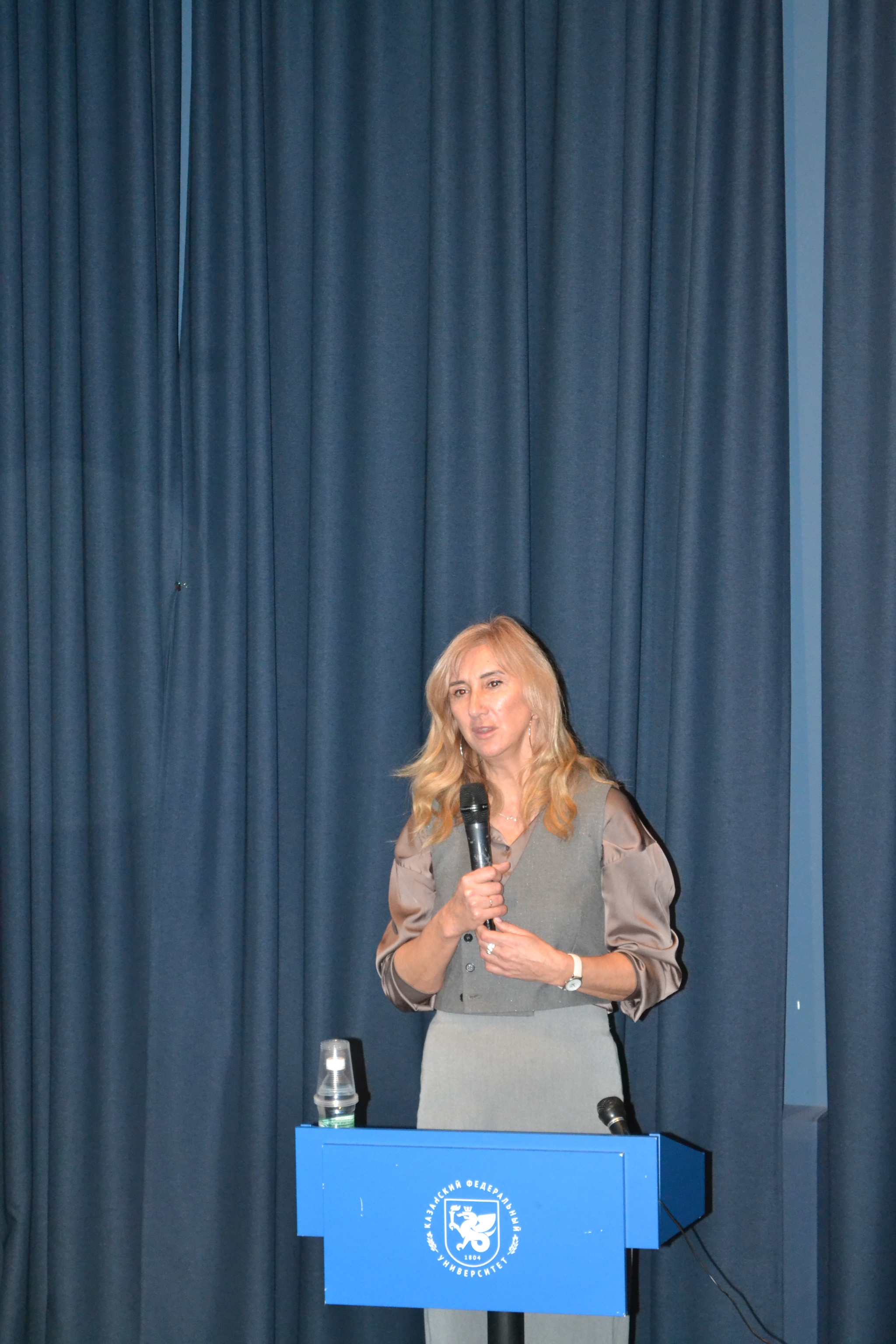 ��� ������ XI ����������� 