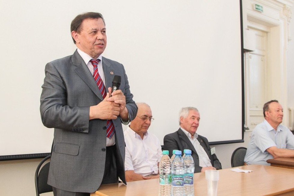 ������������� ������� ����������� '������� � �������������� ������: ������ � ����������'