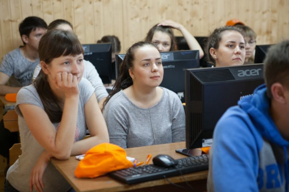 A young teacher: consolidation in the profession A young teacher: consolidation in the profession