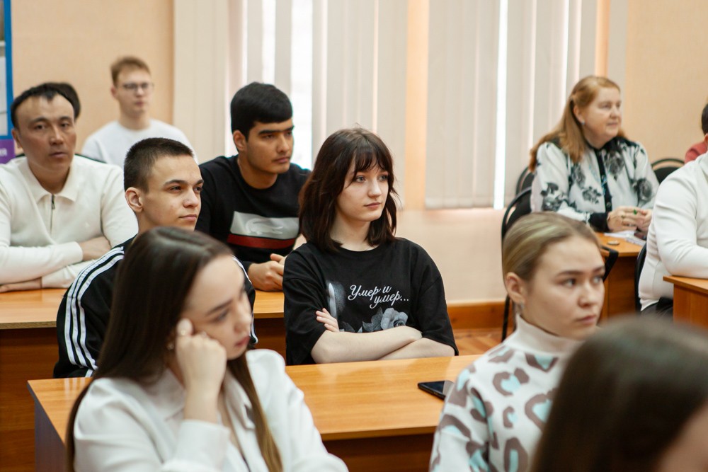 Студентам Елабужского института рассказали о правах потребителей Студентам Елабужского института рассказали о правах потребителей