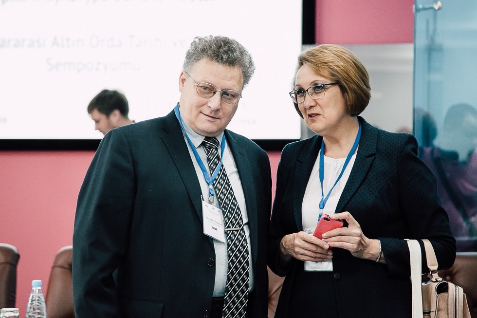 В Институте международных отношений проходит I Международный научный симпозиум 'История и культура Золотой Орды' В Институте международных отношений проходит I Международный научный симпозиум 'История и культура Золотой Орды'